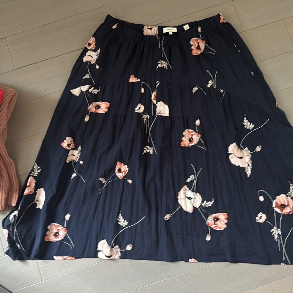 Vince MIDI Floral Skirt